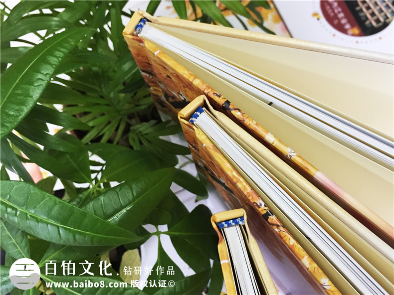做同学聚会相册的准备和方法-完成同学相册制作的方法第2张-宣传画册,纪念册设计制作-价格费用,文案模板,印刷装订,尺寸大小